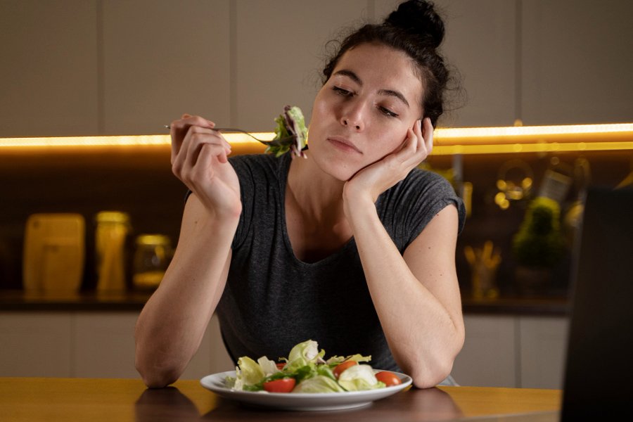 Can Foods Make You Feel Sick? Understanding Food-Related Discomfort